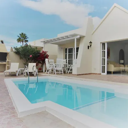 Estrella Villa